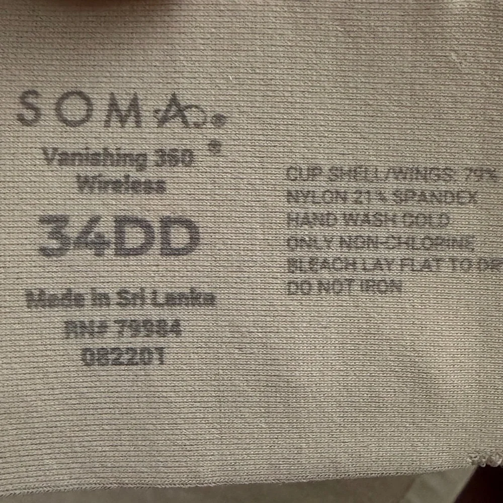 Soma‎ Vanishing 360 Wireless Perfect Coverage Bra Intimates Womens 34DD Tan Nude